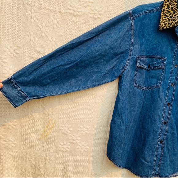 Vintage Denim Coat Leopard Print Fur Neck Lining - Picture 5 of 8